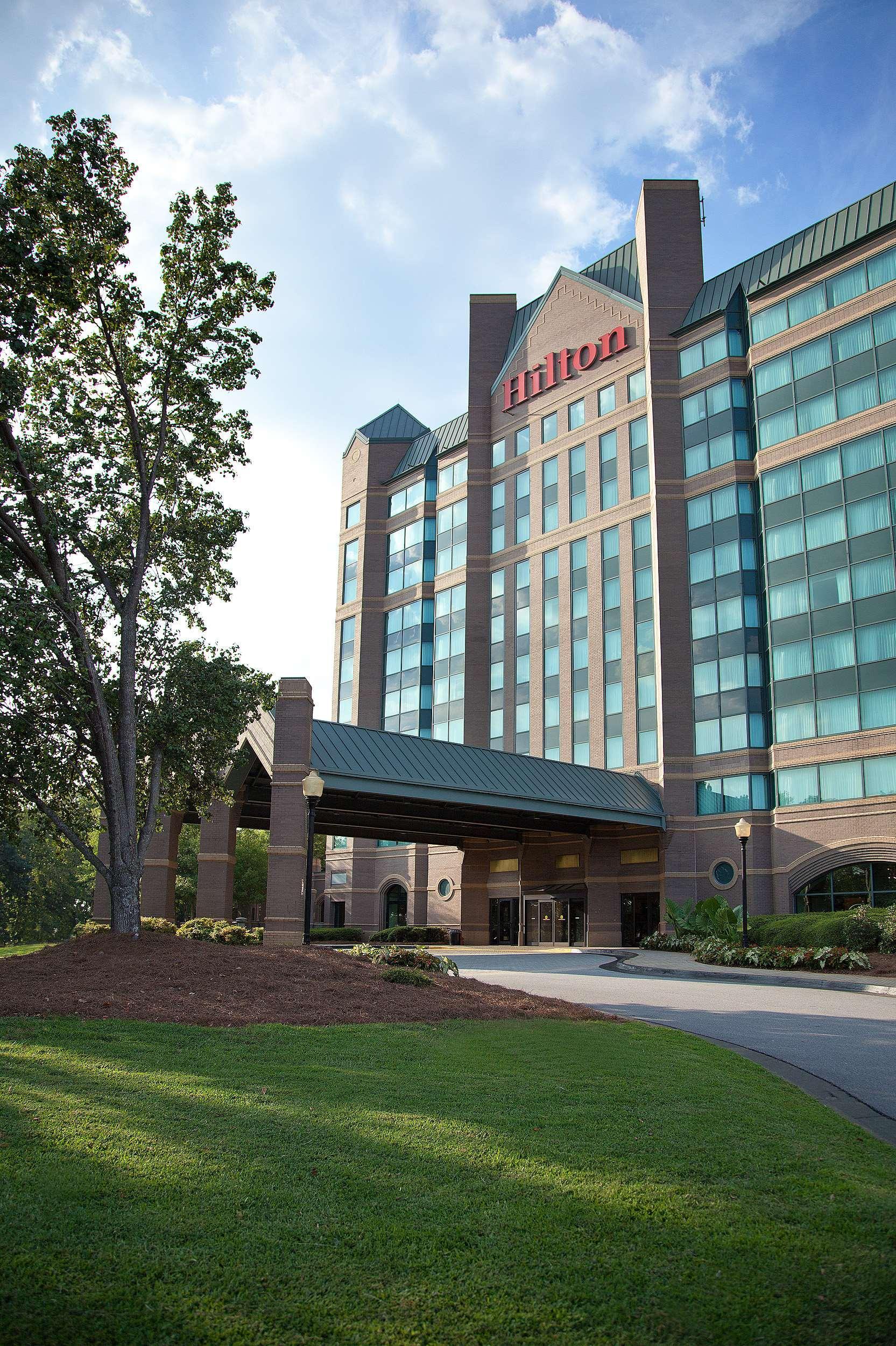 Hilton Atlanta Northeast Hotel Norcross Exterior photo