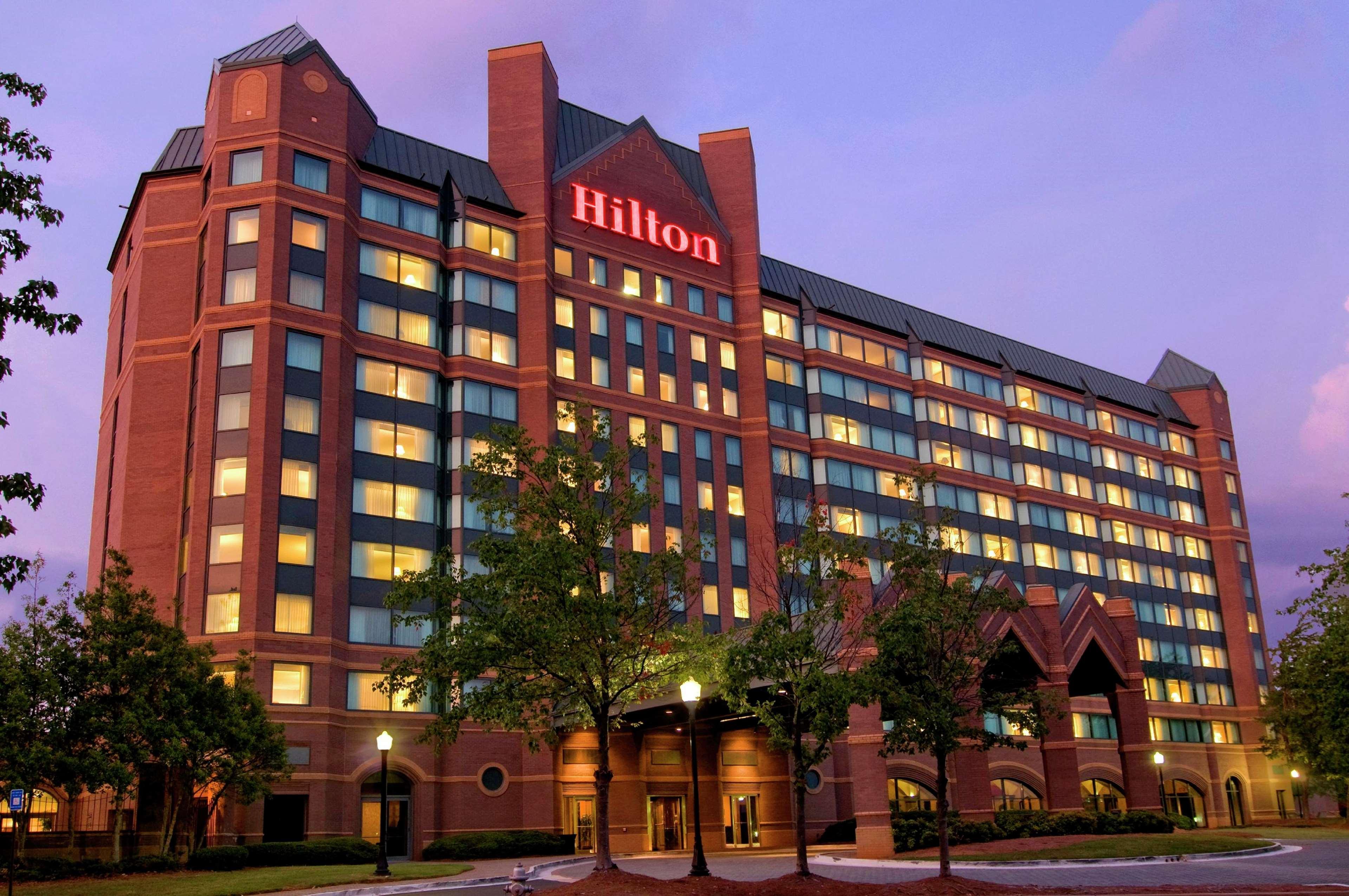 Hilton Atlanta Northeast Hotel Norcross Exterior photo